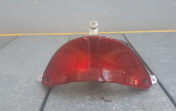 FANALE/STOP POSTERIORE APRILIA LEONARDO 150