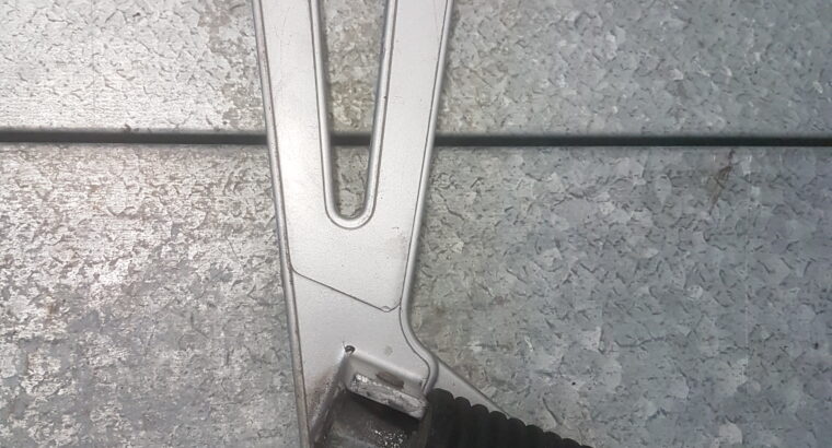 Supporto Pedalina Post Sx Suzuki DR 650 RSE 1993