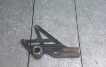 Piastra Pinza Freno Post Suzuki DR 650 RSE 1993