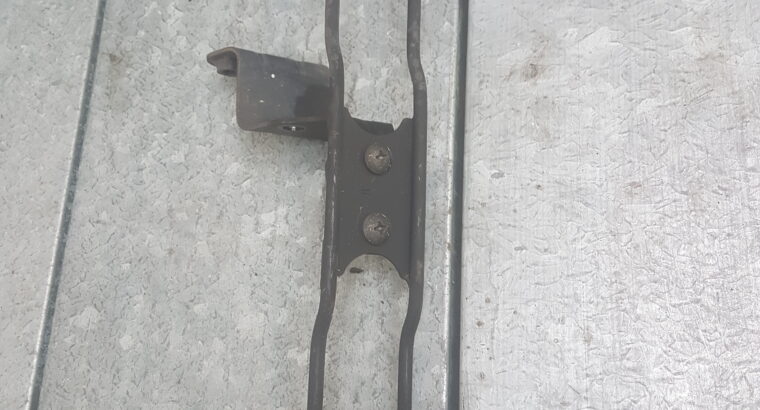 Telaio/Supporto Radiatore Suzuki DR 650 RSE 1993
