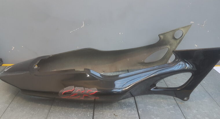 Vetroresina Codone Adattato A CBR 600 F 1994